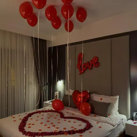 Hotel Sera Center