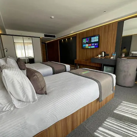 Sera Center 4* ترابزون