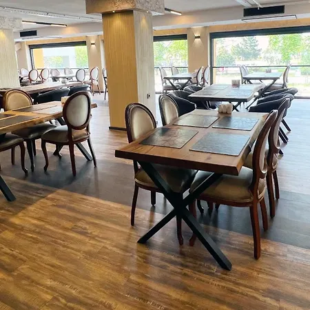 Sera Center 4* ترابزون