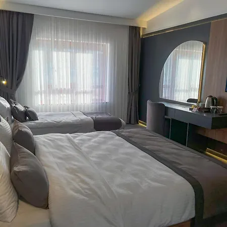 فندق Sera Center 4*