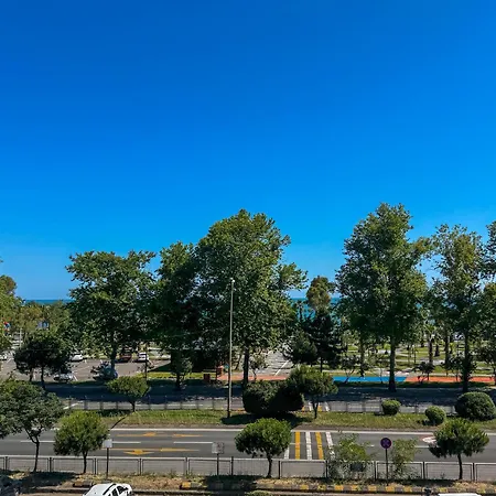 Hotel Sera Center