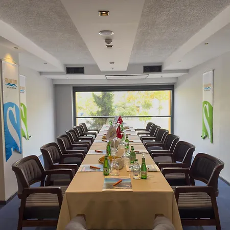 Sera Center Otel 4*