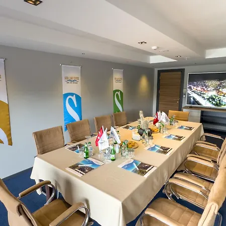 Sera Center Otel 4*