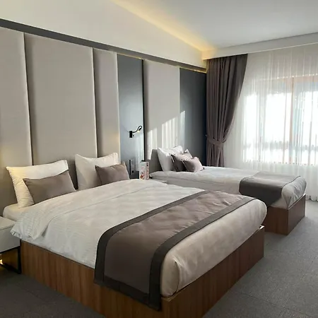 Sera Center Hotel