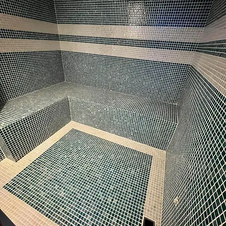 Sera Center Hotel