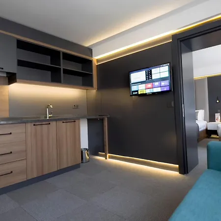 Hotel Sera Center