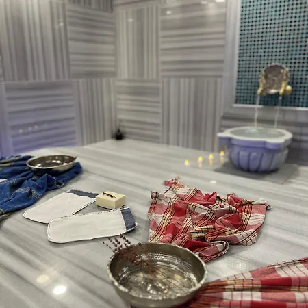 Sera Center Hotel 4*