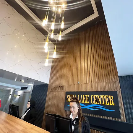 Hotel Sera Center