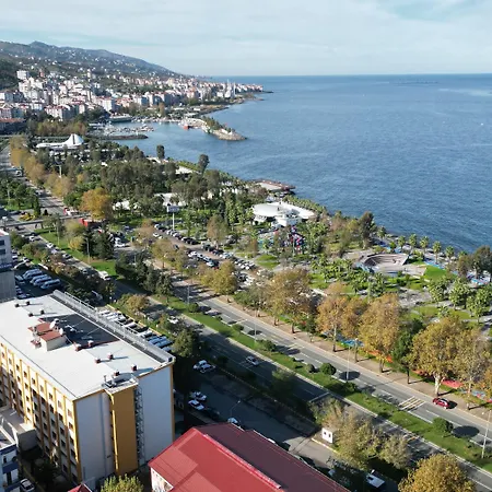 Sera Center Hotel 4*