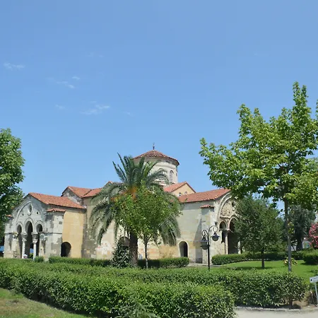 Sera Center