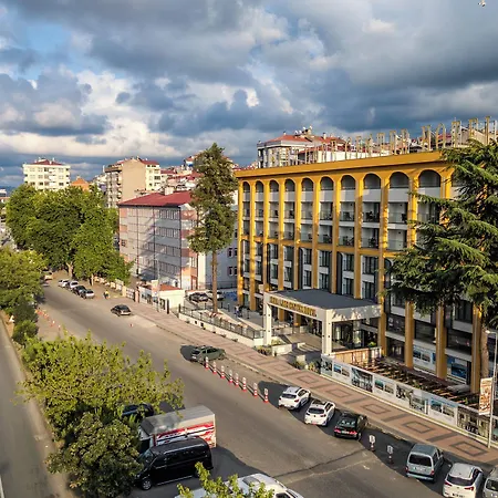 Sera Center Hotel 4*